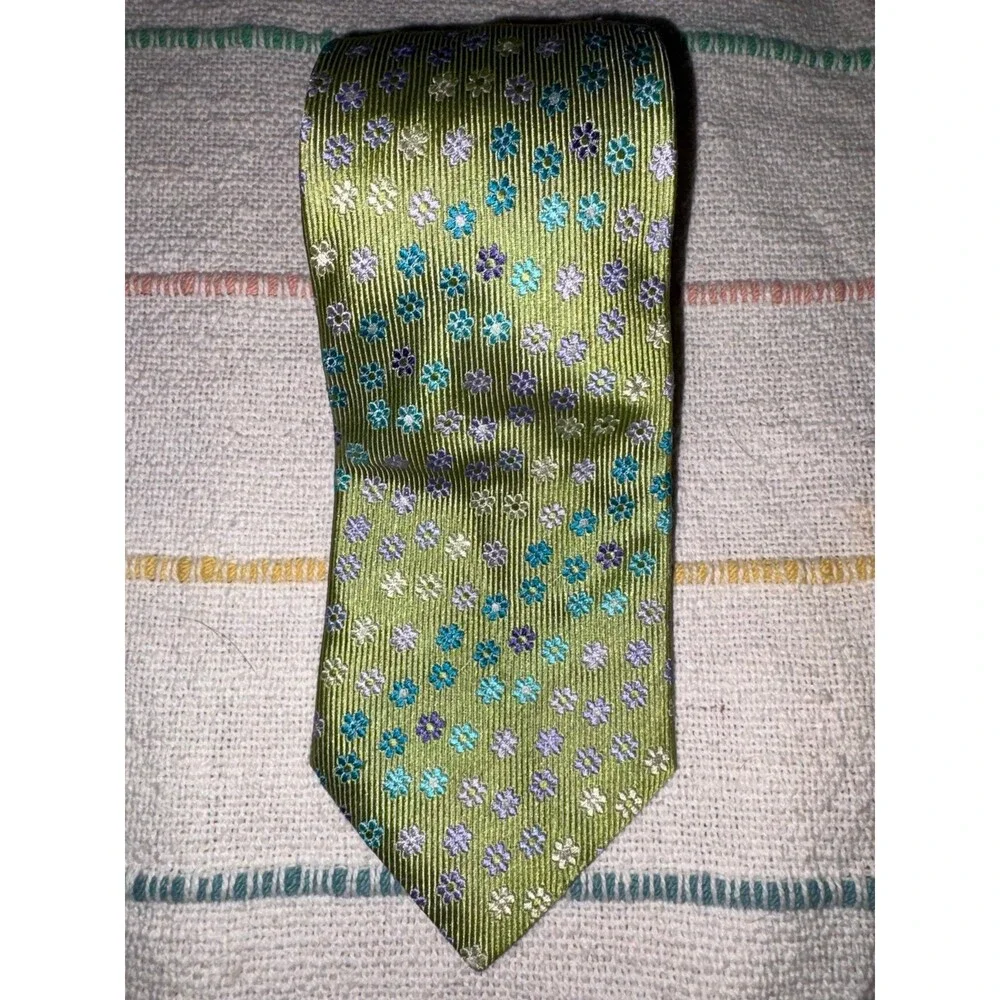 La Vita di Moda Silk Green Floral Tie